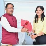मुंगेली की सुप्रिया सिंह बनी लेफ्टिनेंट, मुख्यमंत्री साय ने किया सम्मानित, राज्य का नाम रोशन करने पर दी बधाई एवं शुभकामनाएं