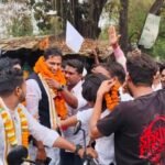 AICC के राष्ट्रीय सचिव एवं विधायक देवेंद्र यादव गिरौदपुरी दौरे पर, कसडोल में कांग्रेस कार्यकर्ता ने किया भव्य स्वागत