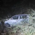 शिक्षक की मौत : अनियंत्रित होकर पेड़ से टकराई कार, घायल शिक्षक ने इलाज के दौरान तोड़ा दम……