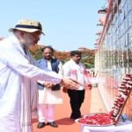 केंद्रीय गृहमंत्री अमित शाह ने अमर वाटिका में शहीदों को दी श्रद्धांजलि, परिजनों से की आत्मीय मुलाकात