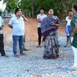समयसीमा और गुणवत्ता पर फोकस: मंत्री राजवाड़े ने सड़क निर्माण कार्य का किया निरीक्षण