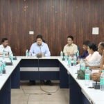 बीजापुर कलेक्टर ने मीडिया प्रतिनिधियों के साथ की बैठक, सामुदायिक सहभागिता पर दिया जोर