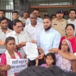 मुड़पार के ग्रामीणों ने तहसील में जाकर ज्ञापन सौंपकर मृतक मजदूरों के परिजनों को 20-20 लाख रुपये मुआवजा एवं नौकरी देने की मांग की
