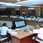 लोक निर्माण विभाग के सचिव ने पुल निर्माण कार्यों की प्रगति की समीक्षा की