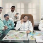 उप मुख्यमंत्री साव ने सहयोग केंद्र में कार्यकर्ताओं के आवेदनों का किया निराकरण