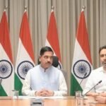प्रह्लाद जोशी ने संभाली शिक्षा मंत्रालय की कमान: कार्यभार ग्रहण करते ही अधिकारियों के साथ की समीक्षा बैठक