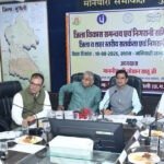 केंद्रीय राज्य मंत्री तोखन साहू ने दिए जनहितकारी योजनाओं में प्रभावी क्रियान्वयन के निर्देश…..