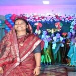तीज के रंग में रंगा रायपुर प्रेस क्लब, मंत्री लक्ष्मी राजवाड़े ने रैंप वॉक कर बढ़ाया महिला पत्रकारों का उत्साह…