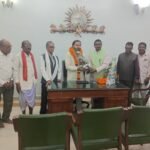 जगदलपुर में ऐतिहासिक रैली कर ज्ञापन सौपने के बाद माँ दन्तेश्वरी माई के दरबार मे माथा टेकेंगे प्रदेश प्रवक्ता कृष्ण चरण पटेल….